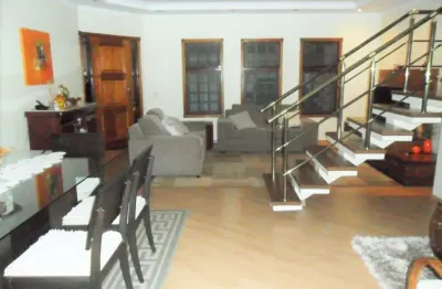 Belo sobrado à venda no city recanto anastácio na rua união federativa