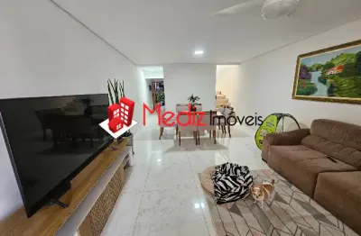 Oportunidade, aceito proposta, lindo sobrado à venda no bairro do jardim marisa na rua avelino ginjo