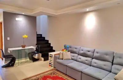 Sobrado à venda no bairro do jardim regina na rua crispim santos