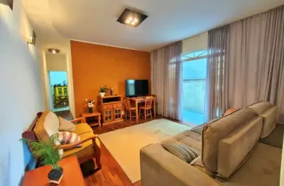 Sobrado à venda no bairro da chacara inglesa na rua pompeu sobrinho