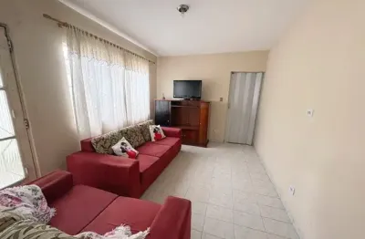 Casa térrea à venda no bairro da vila mangalot na rua josé ataliba ortiz