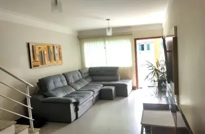 Sobrado à venda no bairro da chácara inglesa na rua marcos frankenthal, com 3 dormitórios