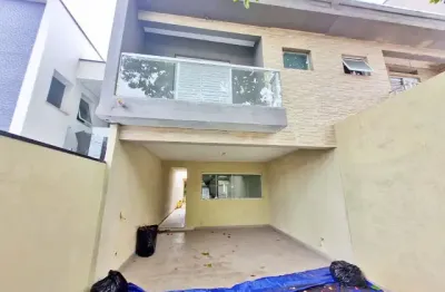 Sobrado à venda no bairro do parque são domingos na rua armando martino