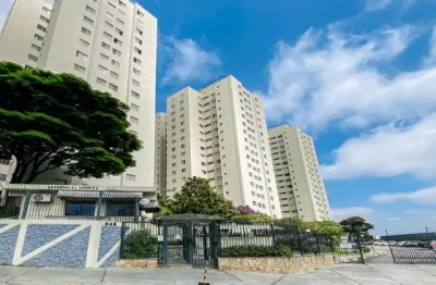Apartamento à venda no Bairro do Parque Maria Domitila na Rua Willis Roberto Banks 549
