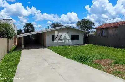 Casa com 3 quartos para alugar na Rua Fagundes de Souza, Santana, Guarapuava