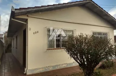 Casa com 3 quartos à venda na Rua Xavier da Silva, Centro, Ponta Grossa
