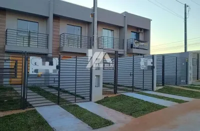 Sobrado à venda no residencial parque dos pinheiros