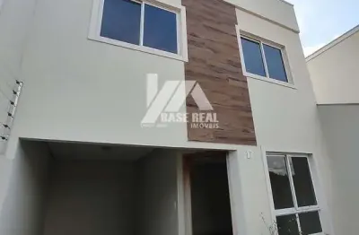 Casa com 3 quartos à venda na Rua Michel Elias Farhat, Uvaranas, Ponta Grossa