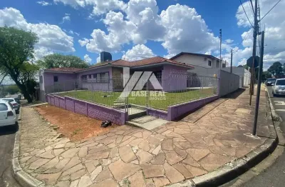 Casa com 3 quartos à venda na Rua Barão do Rio Branco, Centro, Guarapuava