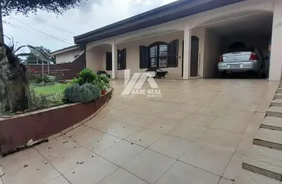 Casa comercial para alugar na Rua Cônego Braga, Centro, Guarapuava