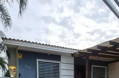 Casa com 2 quartos para alugar na Rua Lagoa dos Bandeirantes, Oficinas, Ponta Grossa