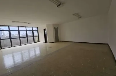 Sala comercial para alugar na Rua João Negrão, 270, Centro, Curitiba