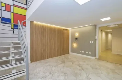 Loja Comercial para Locação em Curitiba, Centro Cívico, 7 banheiros, 2 vagas