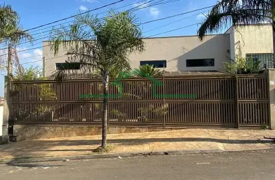 Casa comercial para alugar na Cidade Alta, Piracicaba 