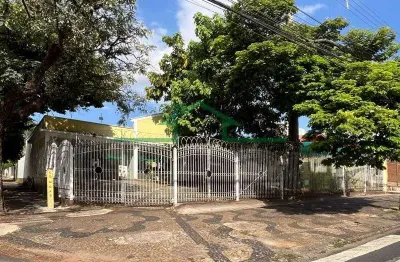 Casa comercial à venda no São Judas, Piracicaba 
