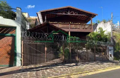 Casa com 5 quartos para alugar na Cidade Jardim, Piracicaba 