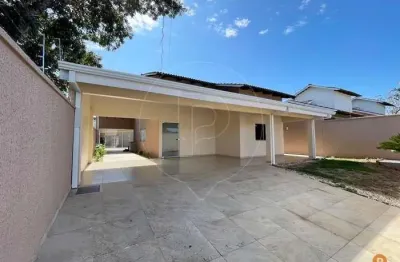 Casa para venda em rio quente, rio quente, 3 dormitórios, 1 suíte, 3 banheiros, 3 vagas