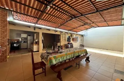 Casa para venda em caldas novas, itanhangá i, 4 dormitórios, 1 suíte, 3 banheiros, 3 vagas