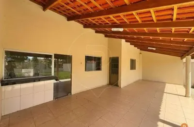 Casa para venda em caldas novas, jardim metodista, 3 dormitórios, 1 suíte, 1 banheiro, 2 vagas