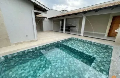 Casa para Venda em Caldas Novas, Jardim Serrano, 3 dormitórios, 1 suíte, 2 banheiros, 2 vagas