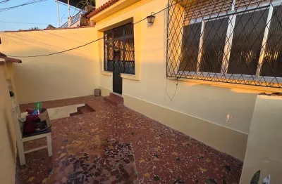 Excelente casa linear e independente com ótima localização
