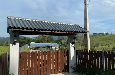 Sítio de fino acabamento completo em canelinha bairro moura