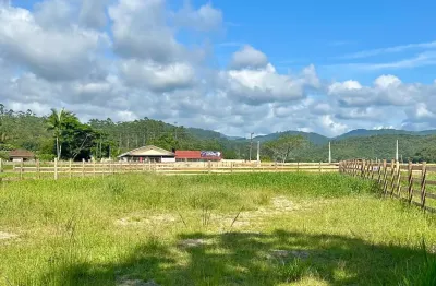 Terreno de chácara com riacho na extrema em canelinha bairro moura