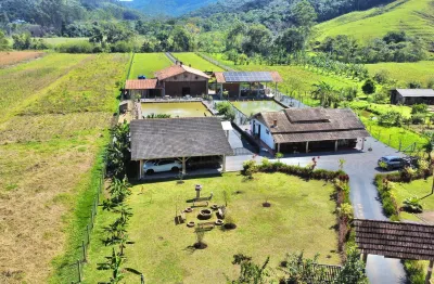 Porteira fechada! sítio de 12.000m² todo equipado pronto para morar