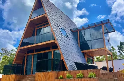 Magnífico chalé totalmente incrível localizado em canelinha