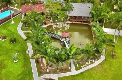 Maravilhoso sítio completo com aves exóticas no município de canelinha