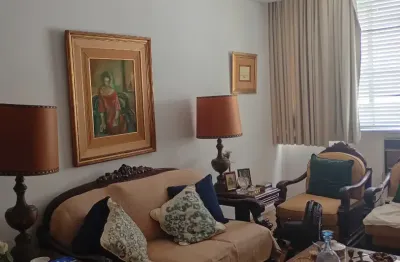 Que maravilha , apartamento luxuoso com Vista para a  Floresta da Tijuca