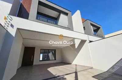 Casa com 3 quartos à venda no Maria Luiza, Cascavel  por R$ 1.750.000
