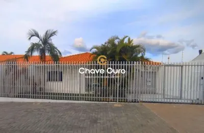 Casa com 3 quartos à venda no centro, cascavel  por r$ 1.100.000