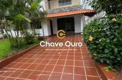 Casa com 3 quartos à venda no centro, cascavel  por r$ 2.800.000