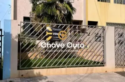Casa em condomínio fechado com 3 quartos à venda no são cristóvão, cascavel  por r$ 650.000