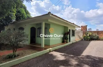 Casa com 3 quartos à venda no centro, cascavel  por r$ 1.600.000