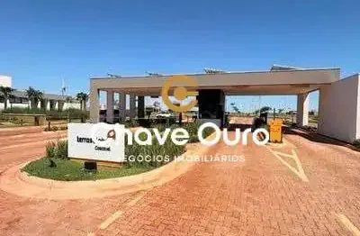 Terreno em condomínio fechado à venda no santo inácio, cascavel  por r$ 430.000