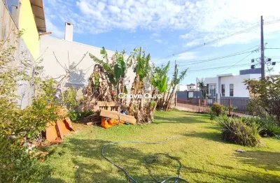Casa com 3 quartos à venda no Universitário, Cascavel  por R$ 650.000