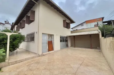 Casa com 5 quartos à venda na rua afonso pena, 642, estreito, florianópolis por r$ 1.750.000