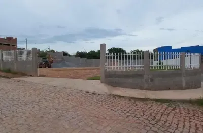 Terreno à venda na Rua Nicarágua, Campo do Oeste, Macaé