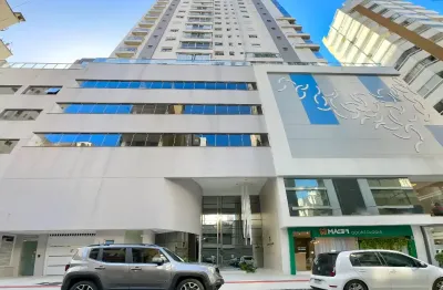 Apartamento para locação em balneário camboriú sendo 2 suítes e 2 dormitórios com 3 vagas de garagem