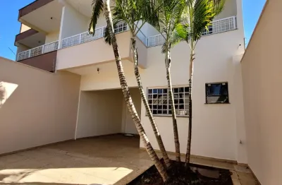 Região leste - linda casa residencial para venda, 122m2 útil, 3 quartos, 2 vagas de garagem