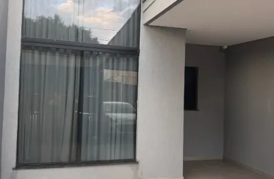 Linda casa geminada no jaridm chamonix região leste em londrina-pr