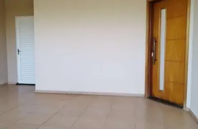Casa em condomínio fechado com 3 quartos à venda na Avenida Francisco Falvo, Residencial Samambaia, São Carlos