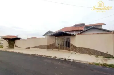 Casa com 2 quartos à venda na Rua Luis Issa Jorge, Jardim de Cresci, São Carlos