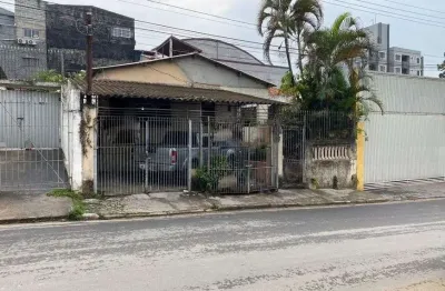 Casa com 3 quartos à venda na Rua Pixinguinha, 336, Jardim Cláudia, São Paulo