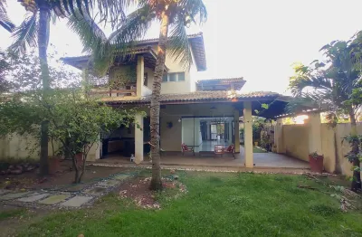 Casa em condomínio fechado com 5 quartos à venda na Avenida Ibirapitanga, Patamares, Salvador