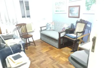 Imóvel para venda possui 70 metros quadrados com 2 quartos em copacabana - rio de janeiro - rj