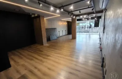 Sala comercial com 3 salas para alugar na Rua Sete de Setembro, 1, Centro, Blumenau