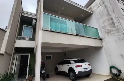 Vendo sobrado de alto padrão semi mobiliado - no passo manso blumenau